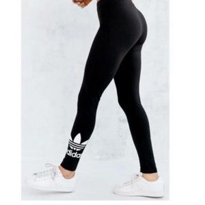 Adidas logo leggings
